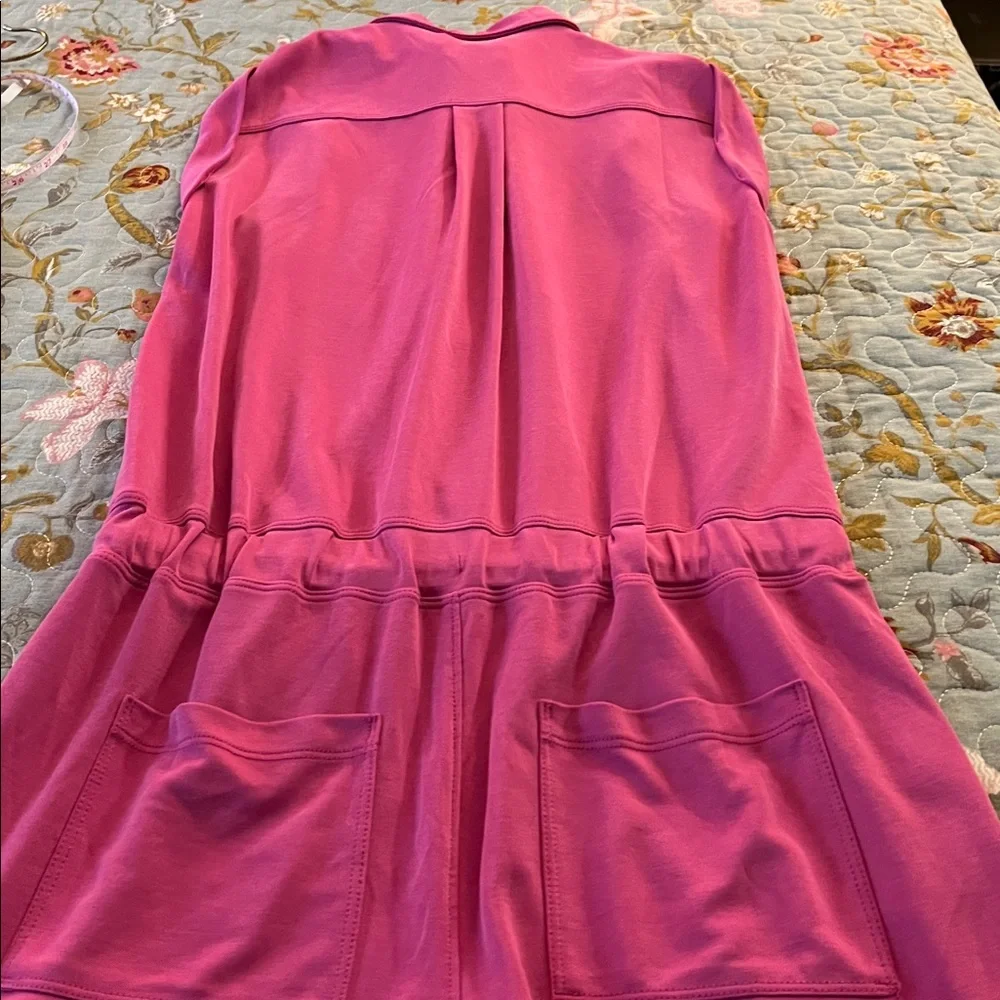 Lou & Grey Size XS Pink Collared Romper - Picture 4 of 8